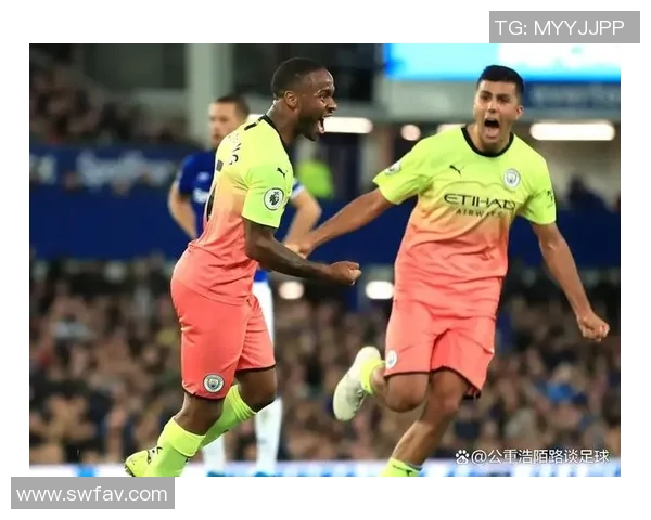 英超激战：里昂3-0曼城神奇扑救引发全场狂欢战术解析